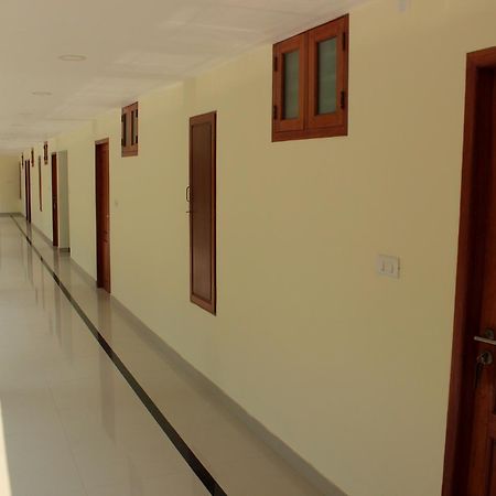 Travancore Island Resort Thiruvananthapuram Exterior photo